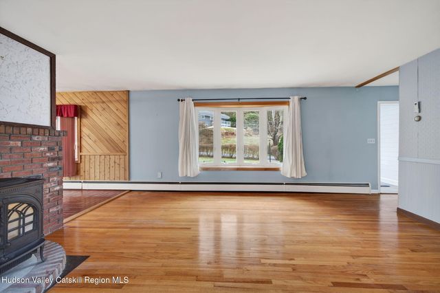 47 Meyers Road, Kingston, NY 12401