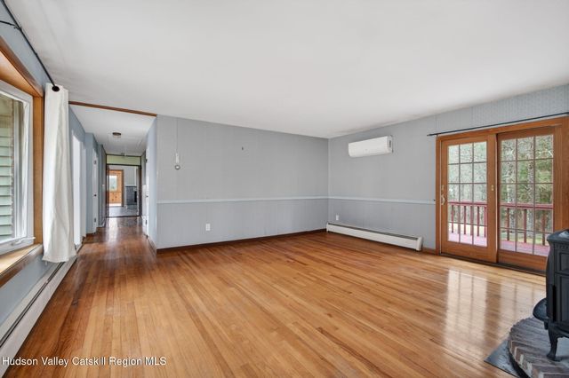 47 Meyers Road, Kingston, NY 12401