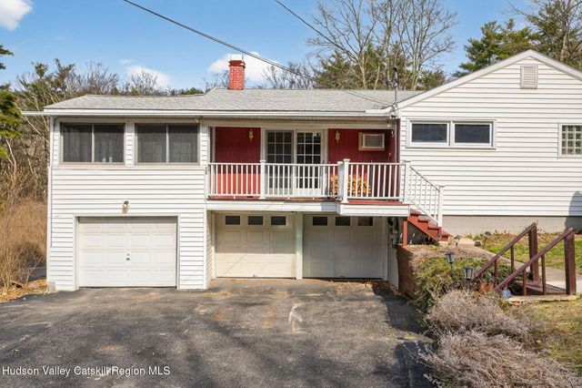 47 Meyers Road, Kingston, NY 12401