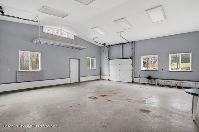 47 Meyers Road, Kingston, NY 12401