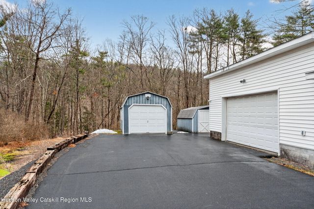 47 Meyers Road, Kingston, NY 12401