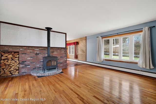 47 Meyers Road, Kingston, NY 12401