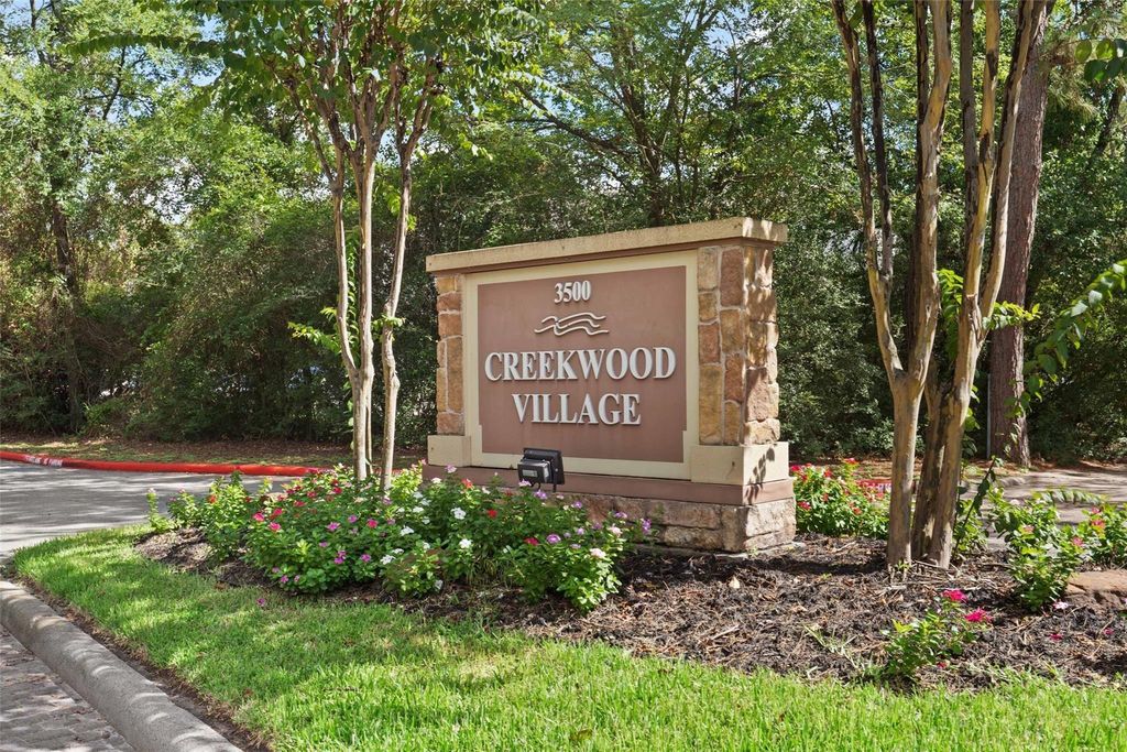 3500 Tangle Brush Drive 104, The Woodlands, TX 77381