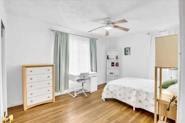 2740 Park Hills Dr, Sacramento, CA 95821