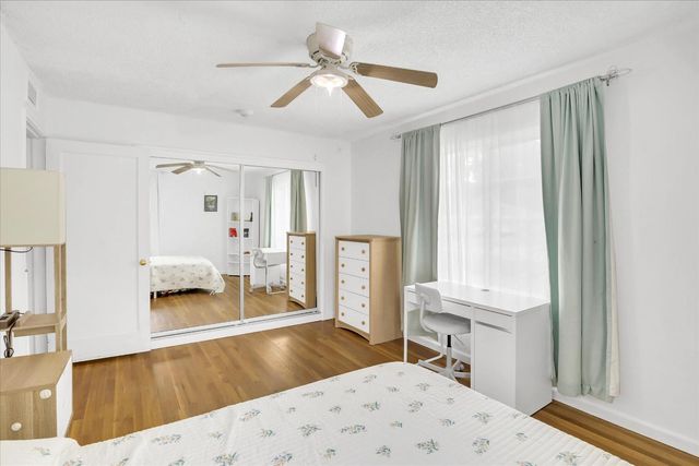 2740 Park Hills Dr, Sacramento, CA 95821