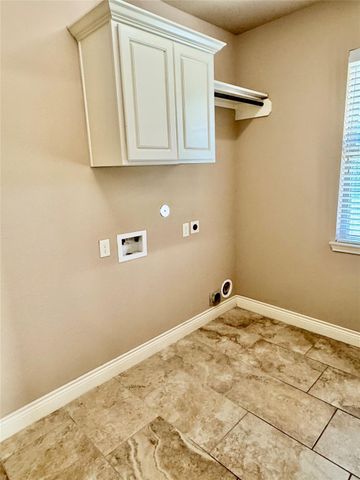 28654 Clear Woods Drive, Spring, TX 77386