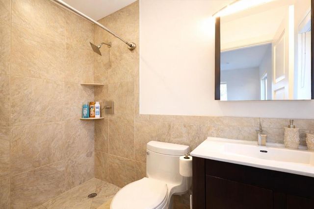 3018 NE 26th Street, Fort Lauderdale, FL 33305