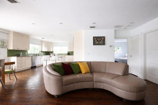 3018 NE 26th Street, Fort Lauderdale, FL 33305