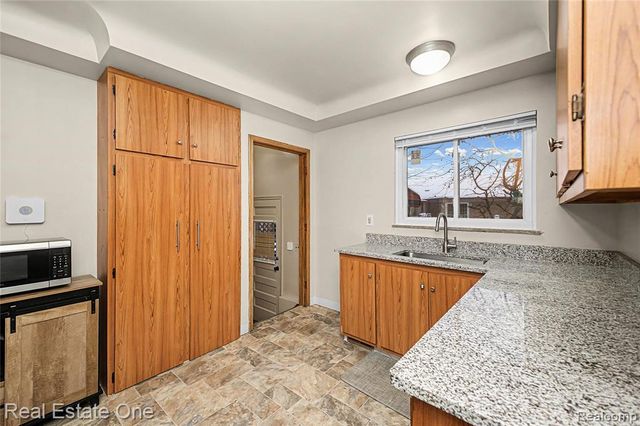 23835 Audrey Avenue, Warren, MI 48091