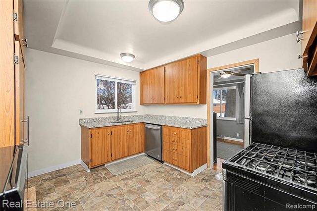 23835 Audrey Avenue, Warren, MI 48091