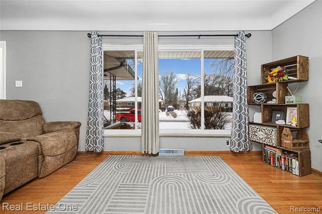 23835 Audrey Avenue, Warren, MI 48091