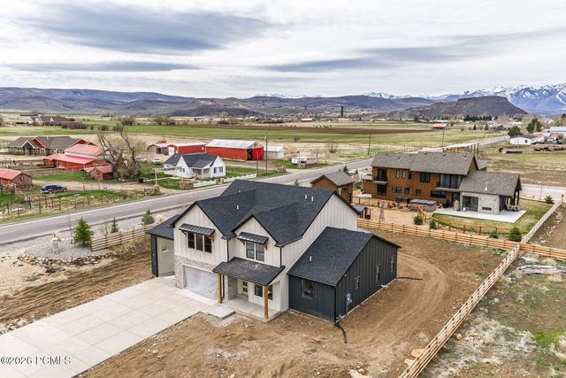 850 Lazy Way, Francis, UT 84036