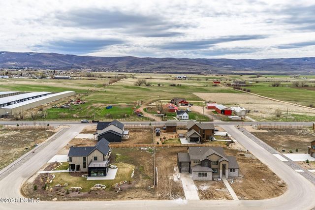 850 Lazy Way, Francis, UT 84036