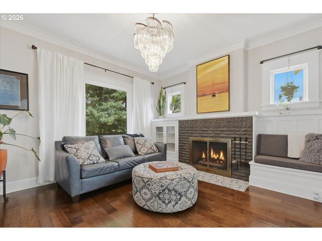 2000 W RESERVE St, Vancouver, WA 98663
