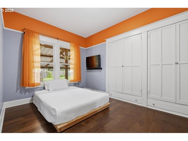 2000 W RESERVE St, Vancouver, WA 98663
