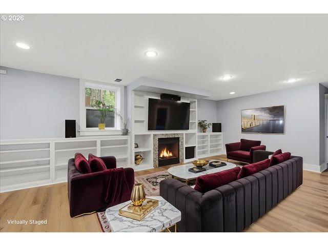 2000 W RESERVE St, Vancouver, WA 98663