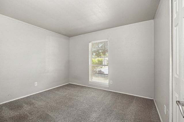 5321 Saddleback Road, Garland, TX 75043