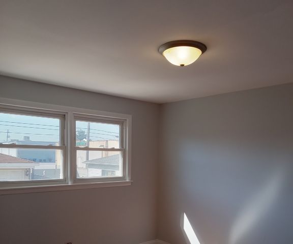 656 Saginaw Avenue, Calumet City, IL 60409