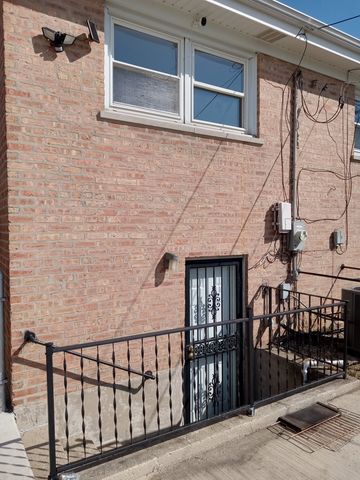 656 Saginaw Avenue, Calumet City, IL 60409