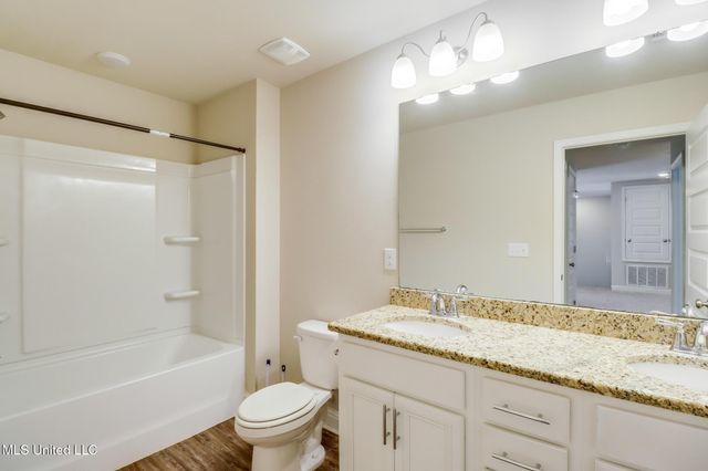 15587 Ollie Lane, Biloxi, MS 39532