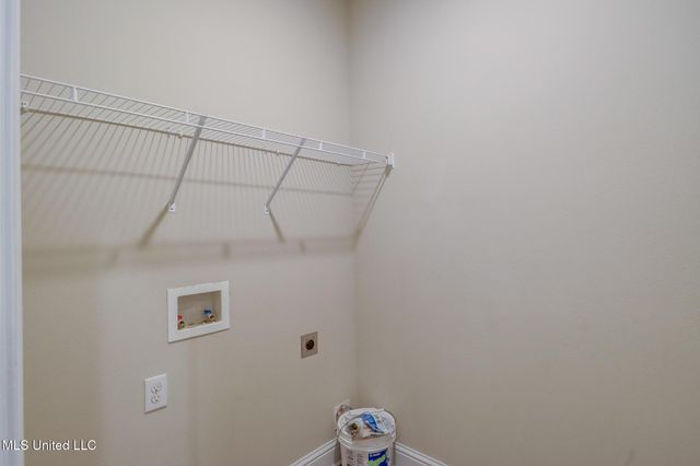 15587 Ollie Lane, Biloxi, MS 39532