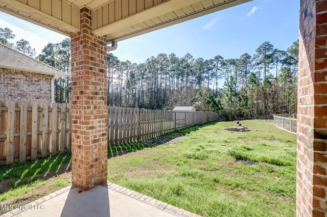 15587 Ollie Lane, Biloxi, MS 39532