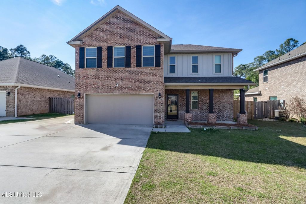 15587 Ollie Lane, Biloxi, MS 39532