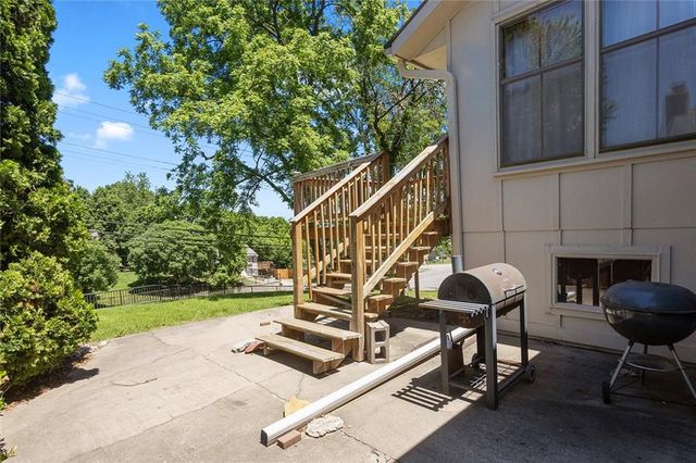 3300 NE 71st Terrace, Kansas City, MO 64119