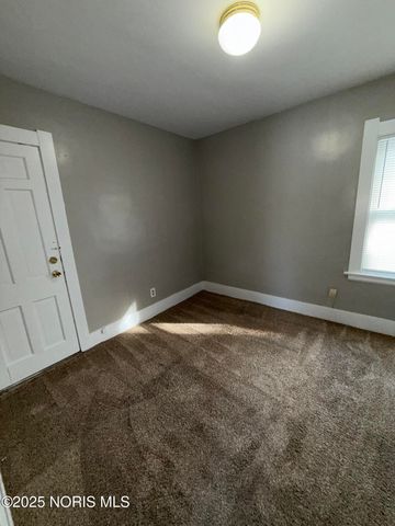 1413 Ironwood Avenue, Toledo, OH 43605