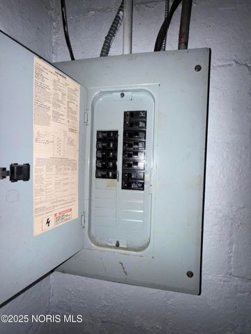 1413 Ironwood Avenue, Toledo, OH 43605