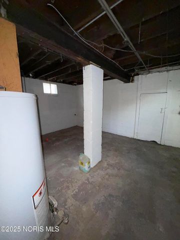 1413 Ironwood Avenue, Toledo, OH 43605