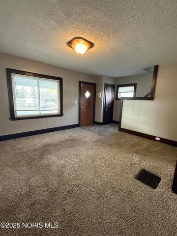 1413 Ironwood Avenue, Toledo, OH 43605