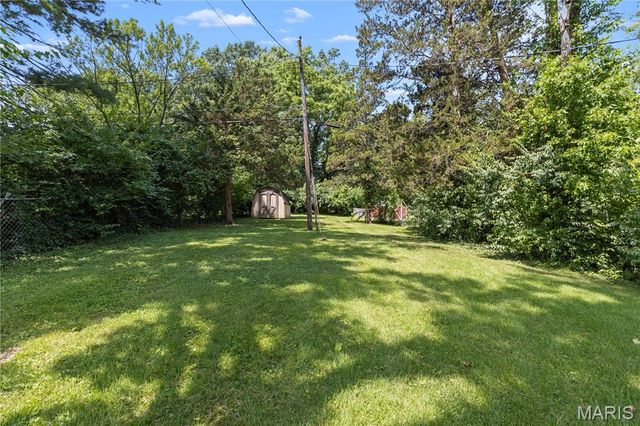 1609 Salem Hills Drive, Webster Groves, MO 63119
