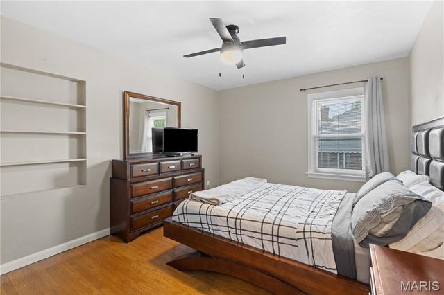1609 Salem Hills Drive, Webster Groves, MO 63119