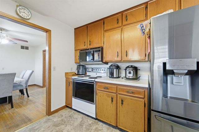 1516 W 33rd St. N., Wichita, KS 67204