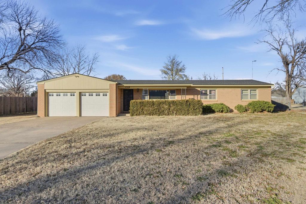 1516 W 33rd St. N., Wichita, KS 67204