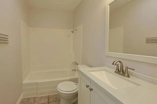 620 E Lexington Street East 16, El Cajon, CA 92020