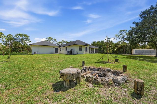 18220 N 90th St Street N, Loxahatchee, FL 33470