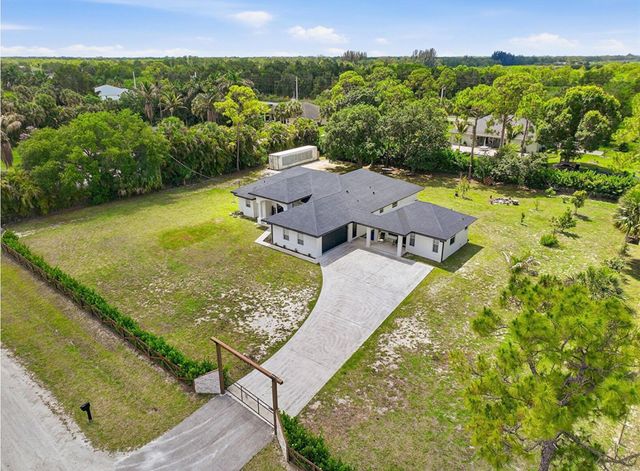 18220 N 90th St Street N, Loxahatchee, FL 33470