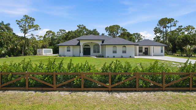 18220 N 90th St Street N, Loxahatchee, FL 33470
