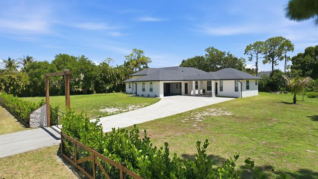 18220 N 90th St Street N, Loxahatchee, FL 33470