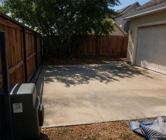 1204 Manzano Lane, Edinburg, TX 78539