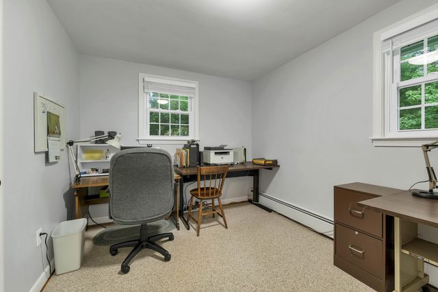 15 Spencer Drive, Nashua, NH 03062