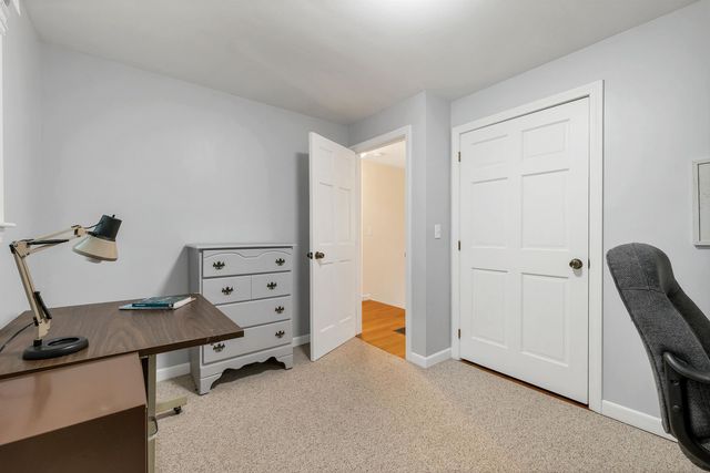 15 Spencer Drive, Nashua, NH 03062