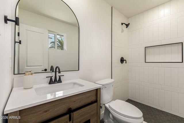 3 E ERIE Drive, Tempe, AZ 85282