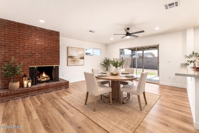 3 E ERIE Drive, Tempe, AZ 85282