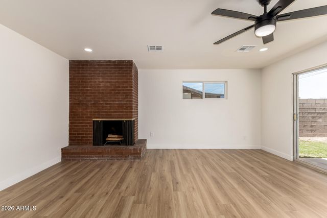 3 E ERIE Drive, Tempe, AZ 85282