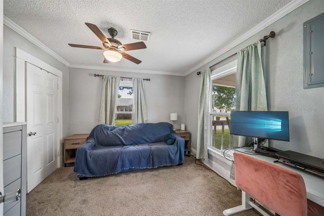 712 N Seminole Avenue, Claremore, OK 74017