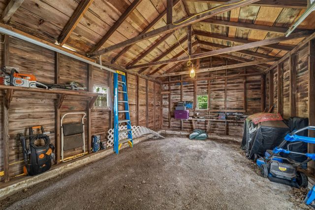 712 N Seminole Avenue, Claremore, OK 74017