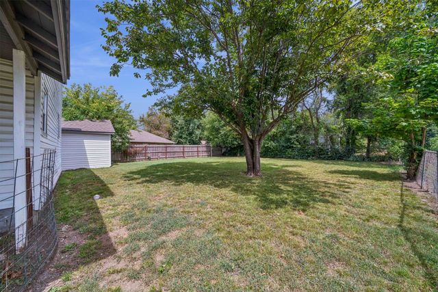 712 N Seminole Avenue, Claremore, OK 74017